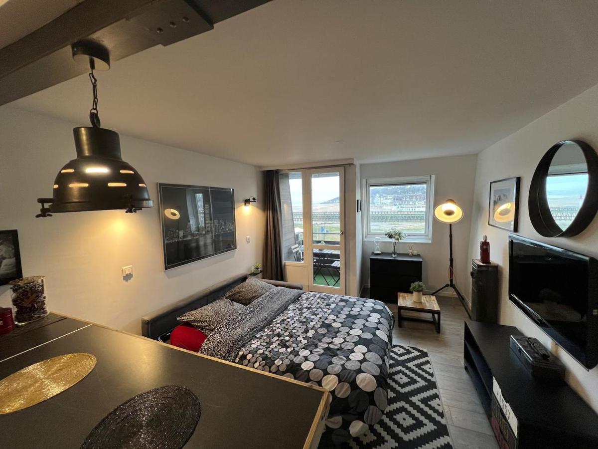 Vue mer splendide, Port-Deauville proche Plage Appartement *